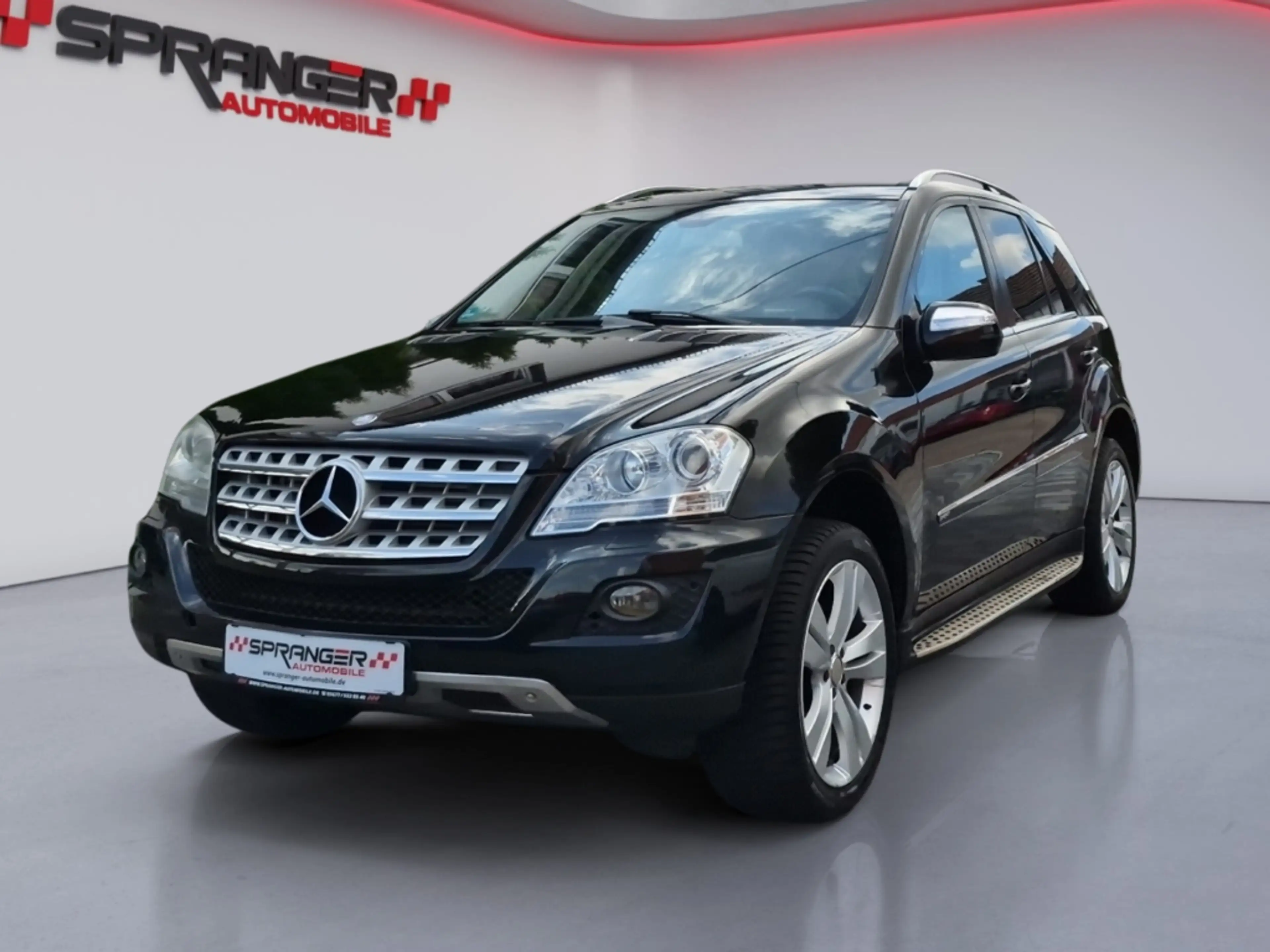 Mercedes-Benz ML 320 CDI 4Matic Sportp. Luftf. AHK Navi Leder Xenon PDC