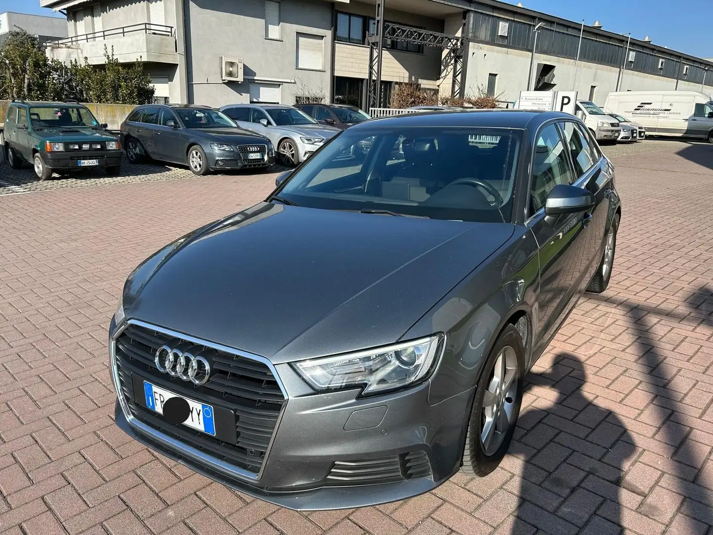Audi A3 Sportback 30 1.6 tdi Business 116cv s-tronic Grigio - 1