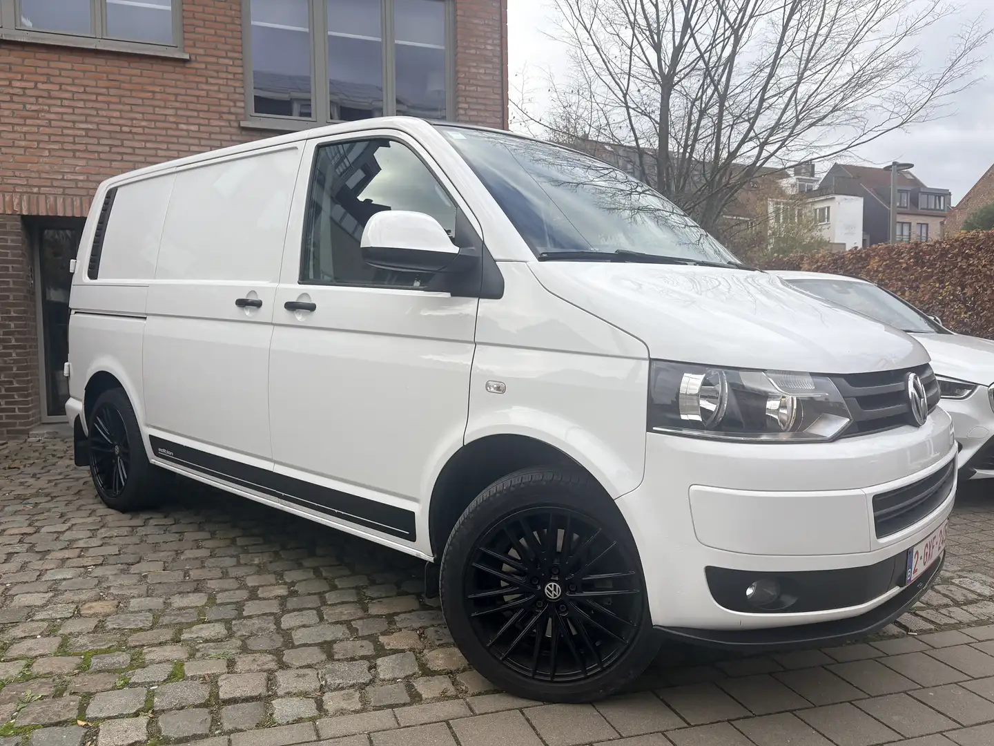 Volkswagen Transporter edition clim boite 6 cruise netflix carplay - 1