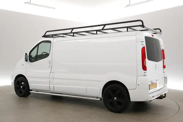 Renault Trafic view 4