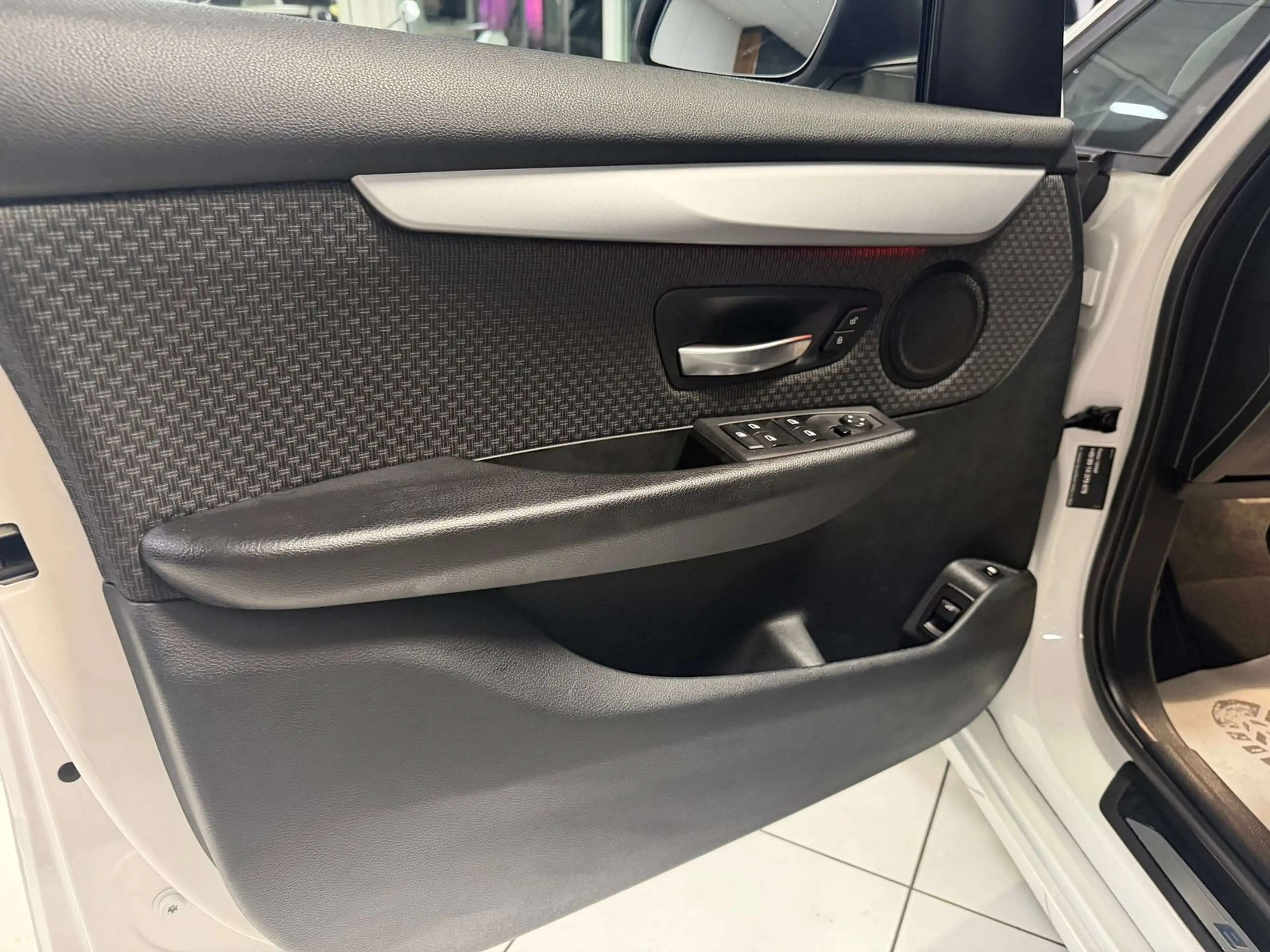 BMW 225 BMW 225xe iPerformance 94,4% LED Navi PDC SHZ — photo 25