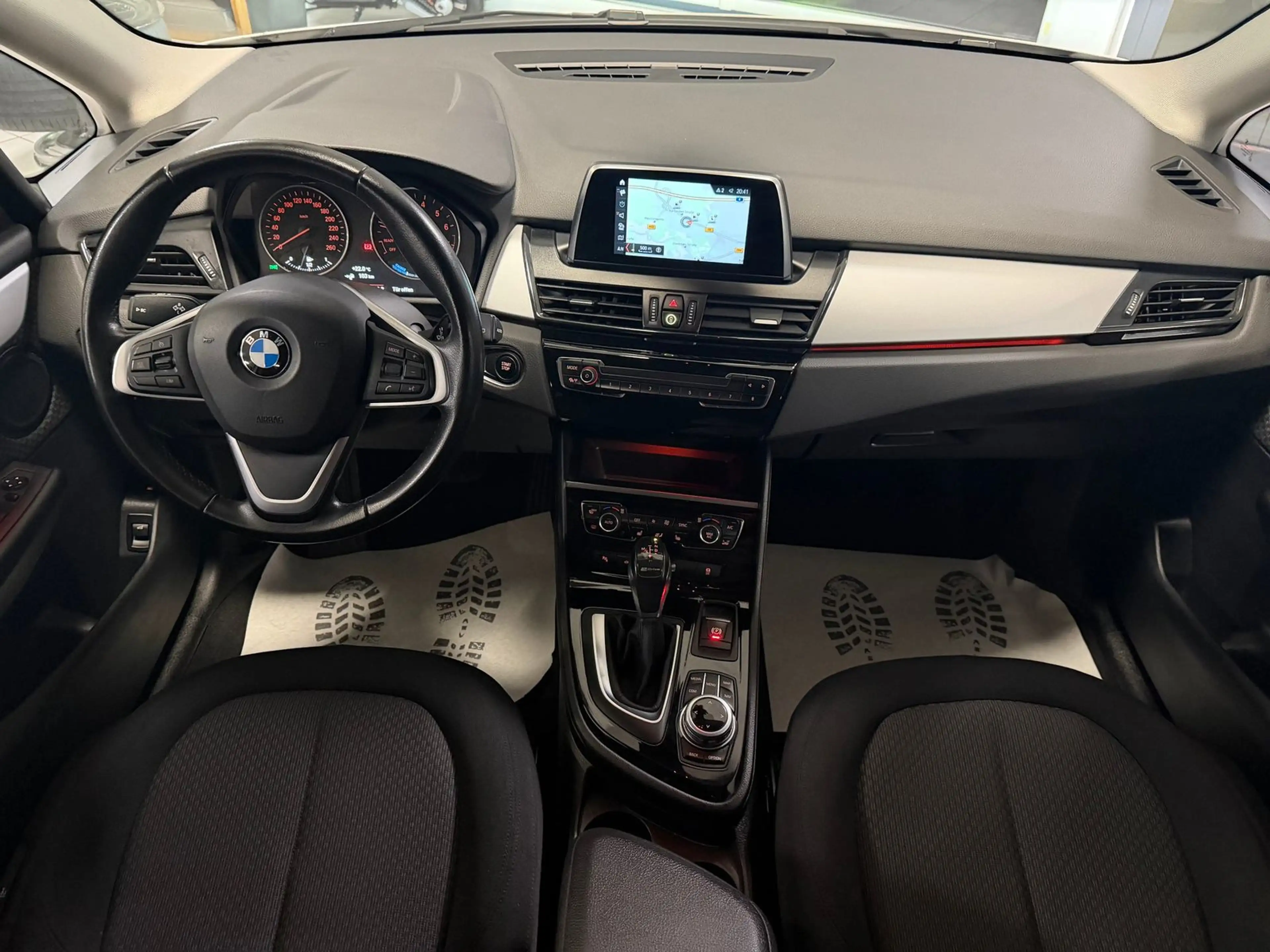 BMW 225 BMW 225xe iPerformance 94,4% LED Navi PDC SHZ — photo 14