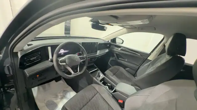 Volkswagen Tiguan view 7