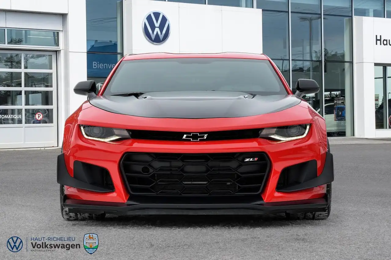 Chevrolet Camaro снимка Chevrolet Camaro