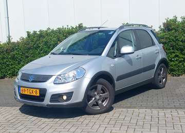 1.6 VVT 120pk Limited Airco/Trekhaak