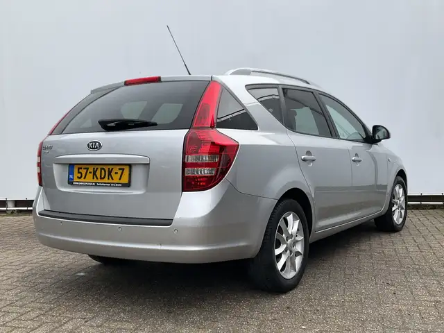 Kia Ceed view 8