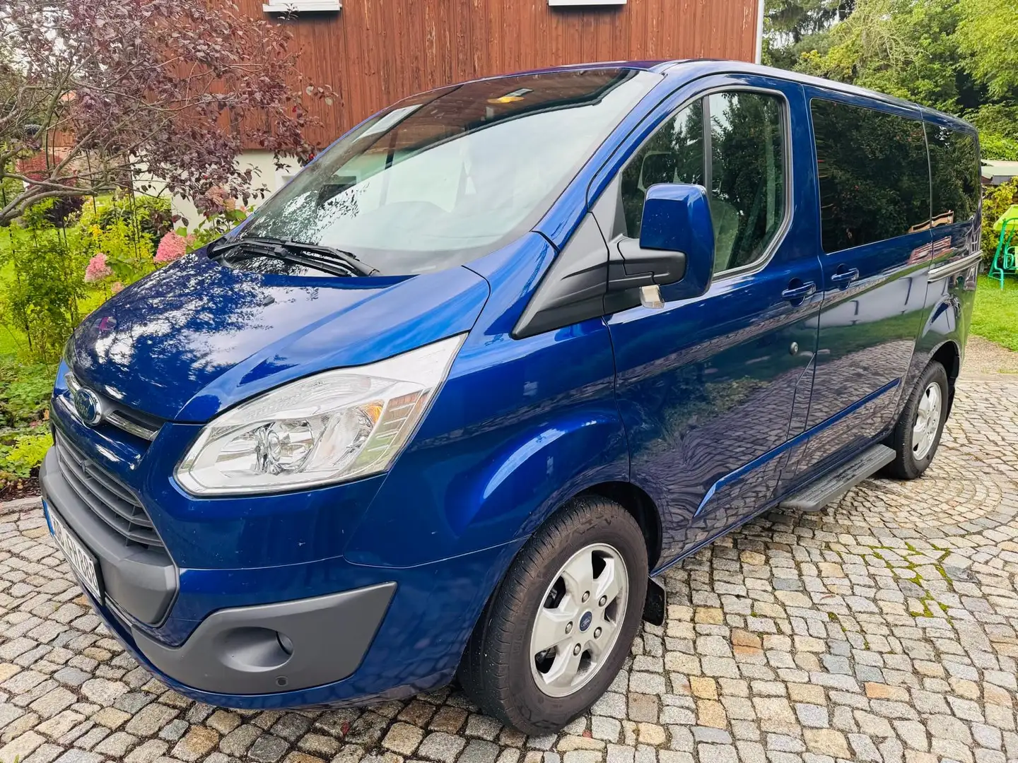 Ford Tourneo Custom Tourneo Custom 310 L1H1 VA Titanium Blau - 2