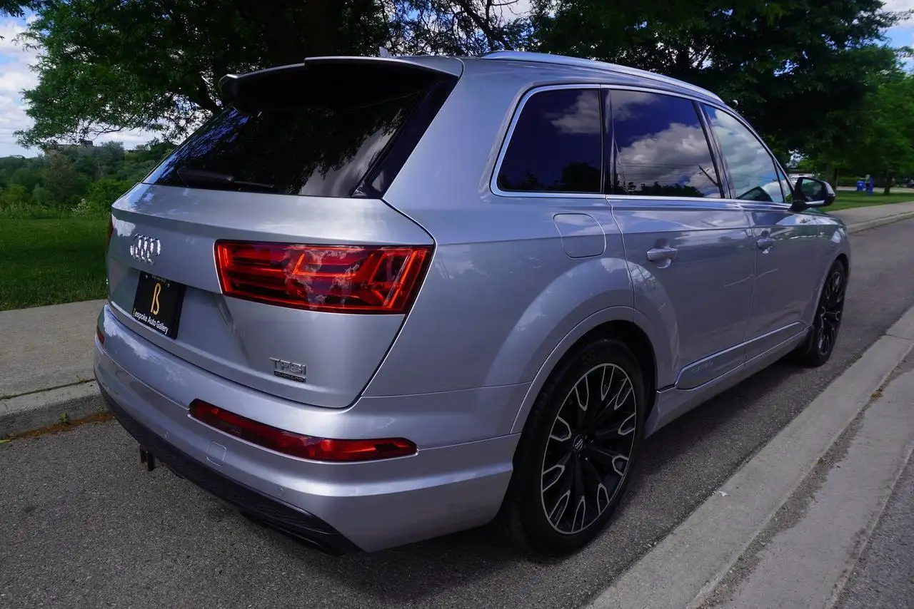 Audi Q7 photo Audi Q7