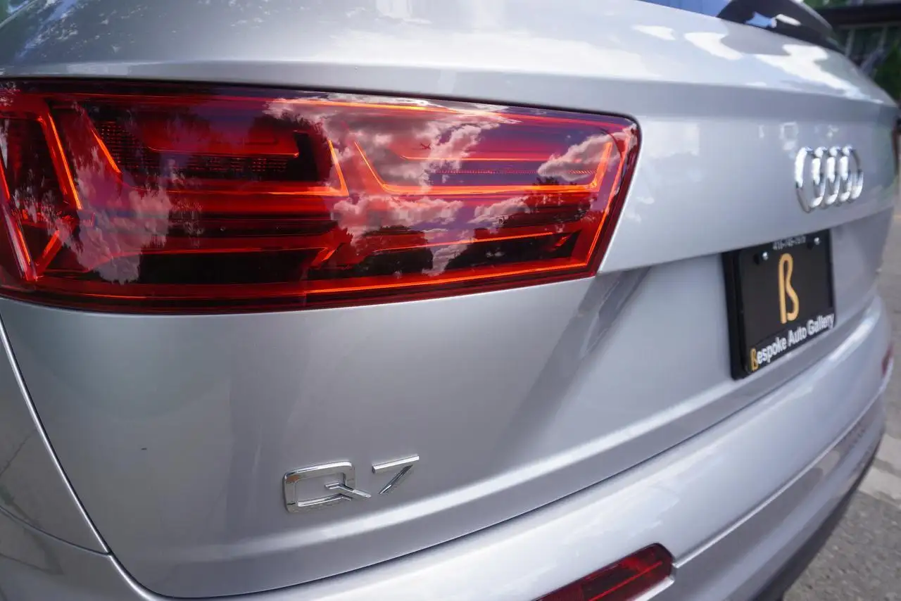 Audi Q7 photo Audi Q7