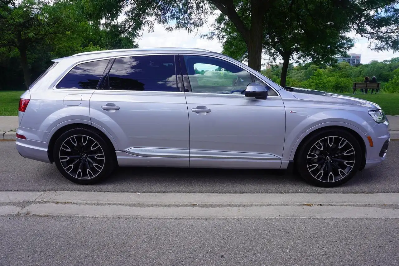 Audi Q7 photo Audi Q7