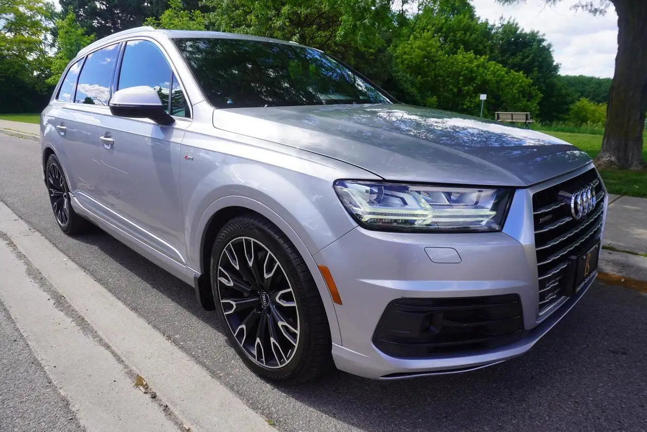 Audi Q7 photo Audi Q7