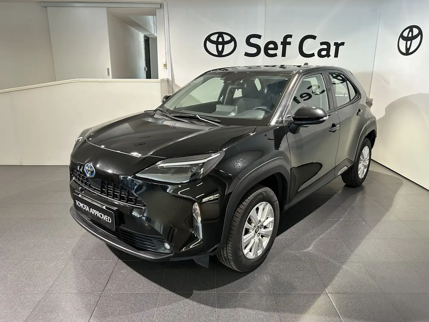 Toyota Yaris Cross 1.5 Hybrid 5p. Business + NAVIGATORE + SENSORI DI Nero - 1