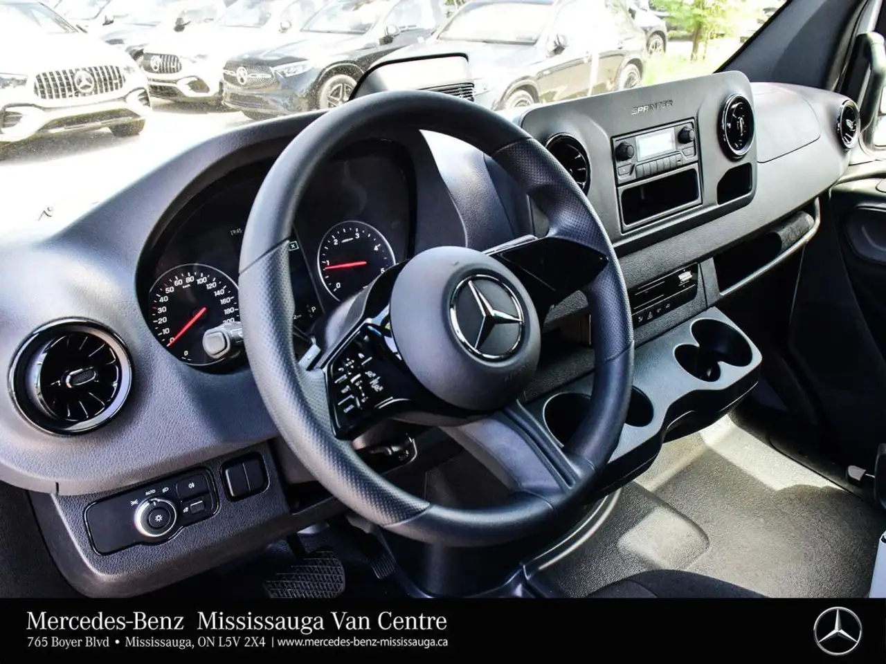Mercedes-Benz Sprinter снимка Mercedes-Benz Sprinter