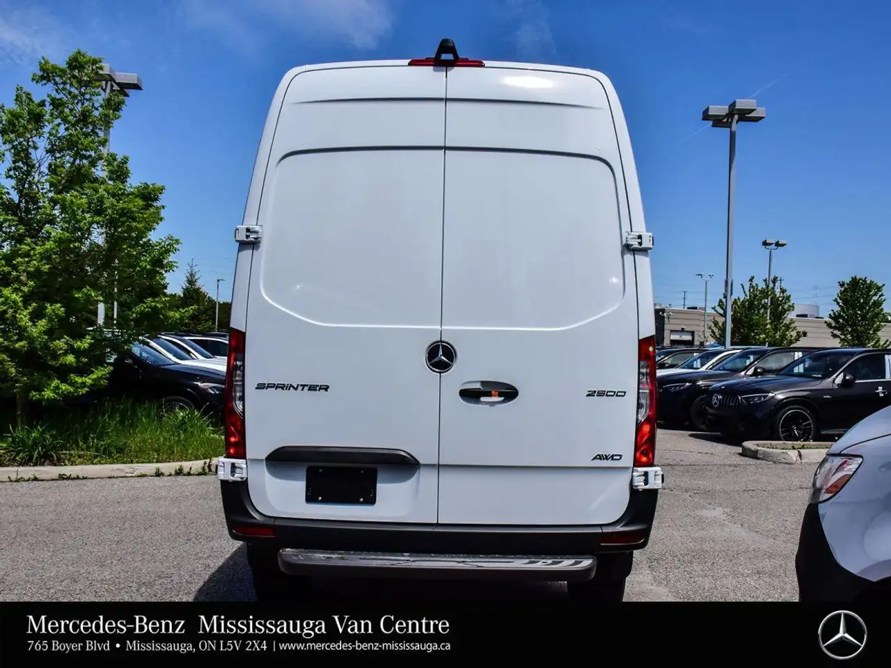 Mercedes-Benz Sprinter снимка Mercedes-Benz Sprinter