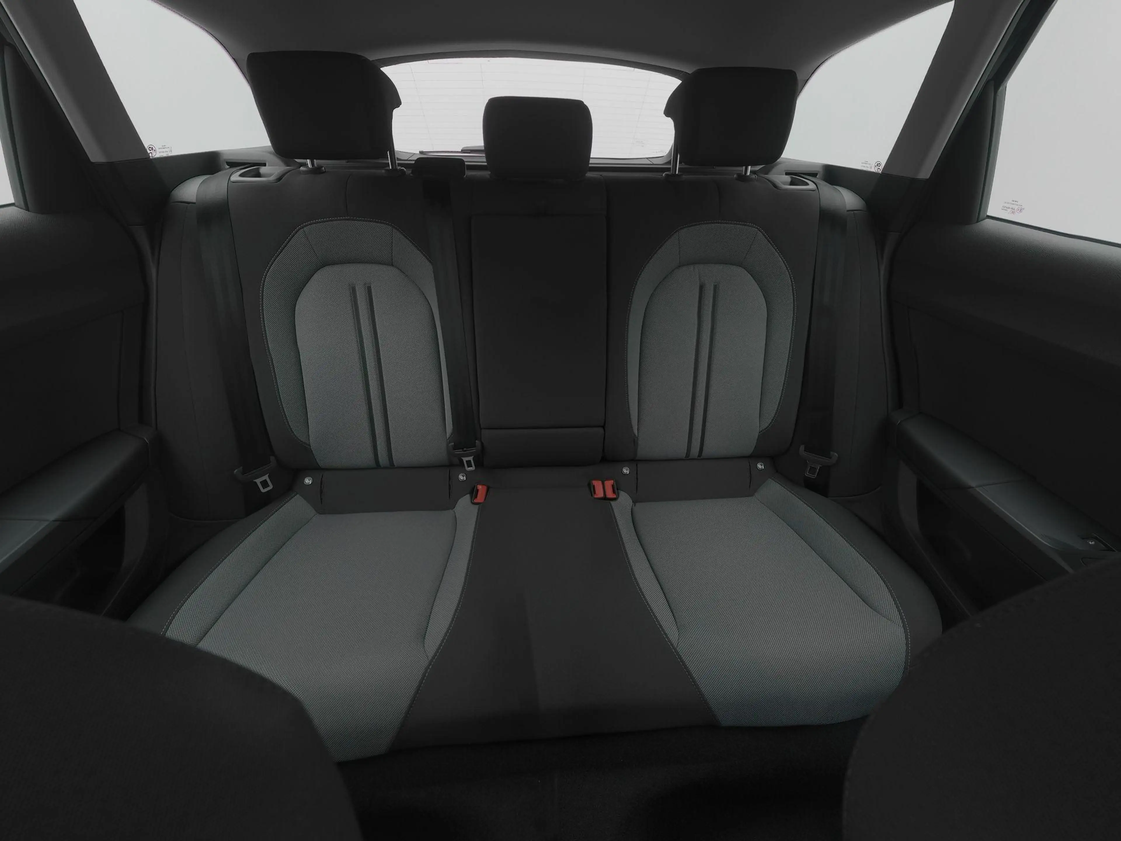 SEAT Leon Sportstourer 1.5 eTSI Style Business Intense | Lag — photo 10