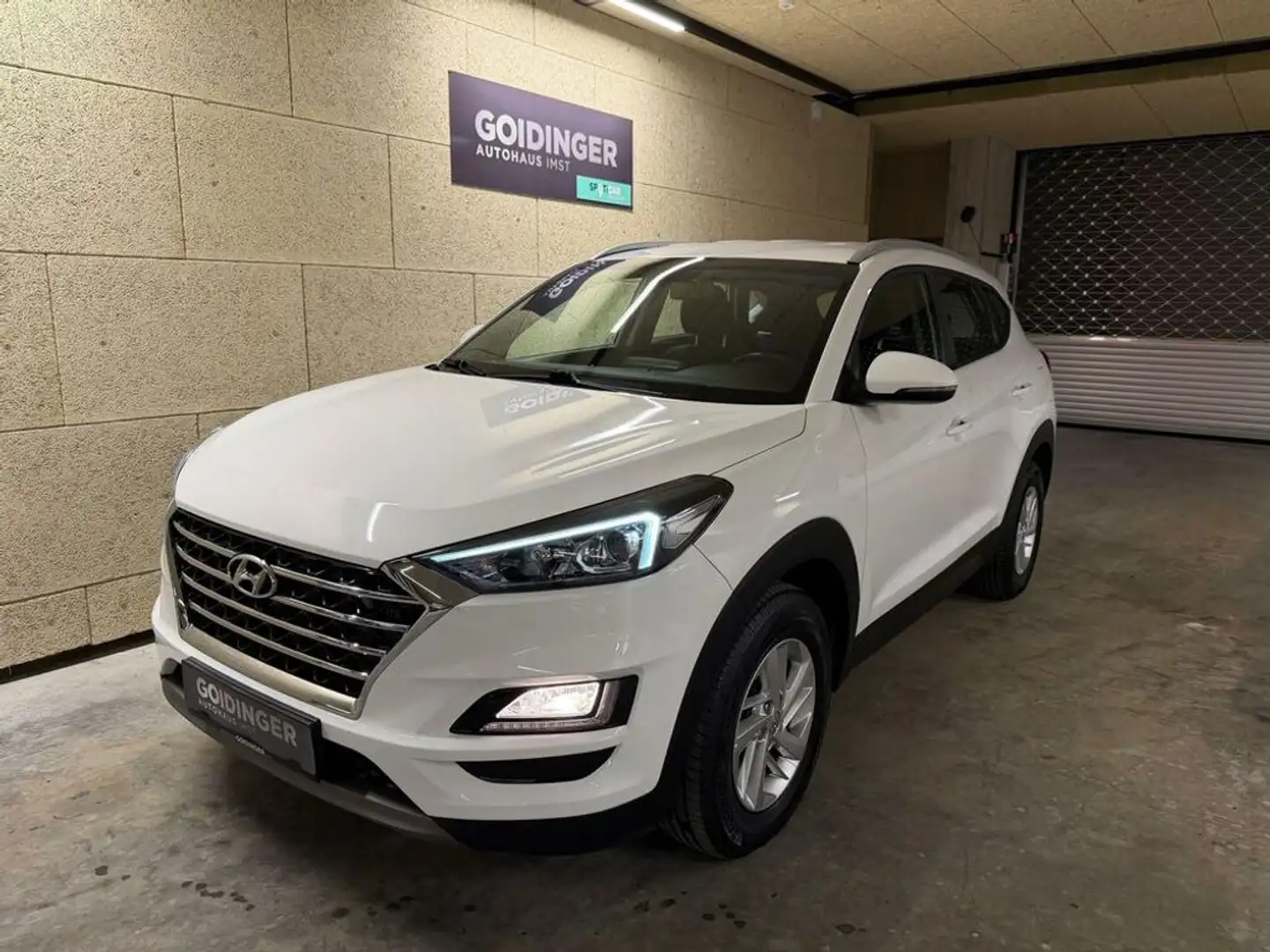 Hyundai TUCSON 1.6 CRDI 4WD Level 3 Run ''ALLRAD'' Weiß - 1