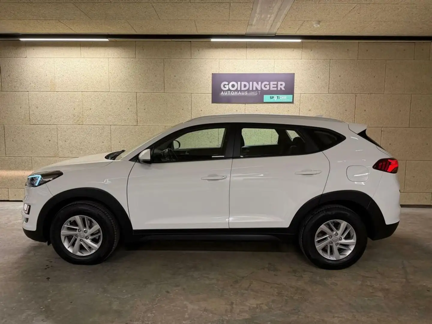 Hyundai TUCSON 1.6 CRDI 4WD Level 3 Run ''ALLRAD'' Weiß - 2