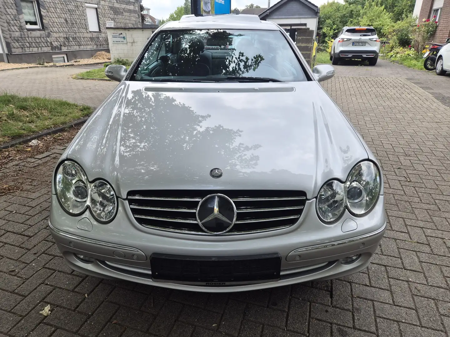 Mercedes-Benz CLK 270 CLK 270 CDI TÜV NEU SCHECKHEFTGEPFLEGT Grigio - 1