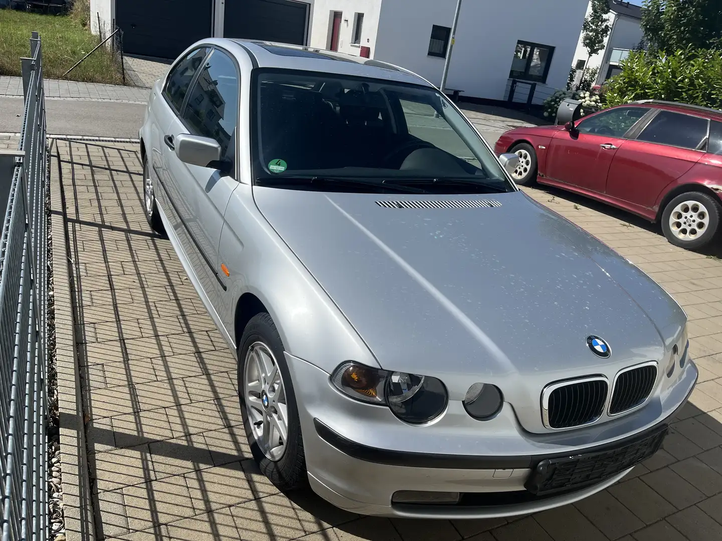 BMW 316 316ti Šedá - 2