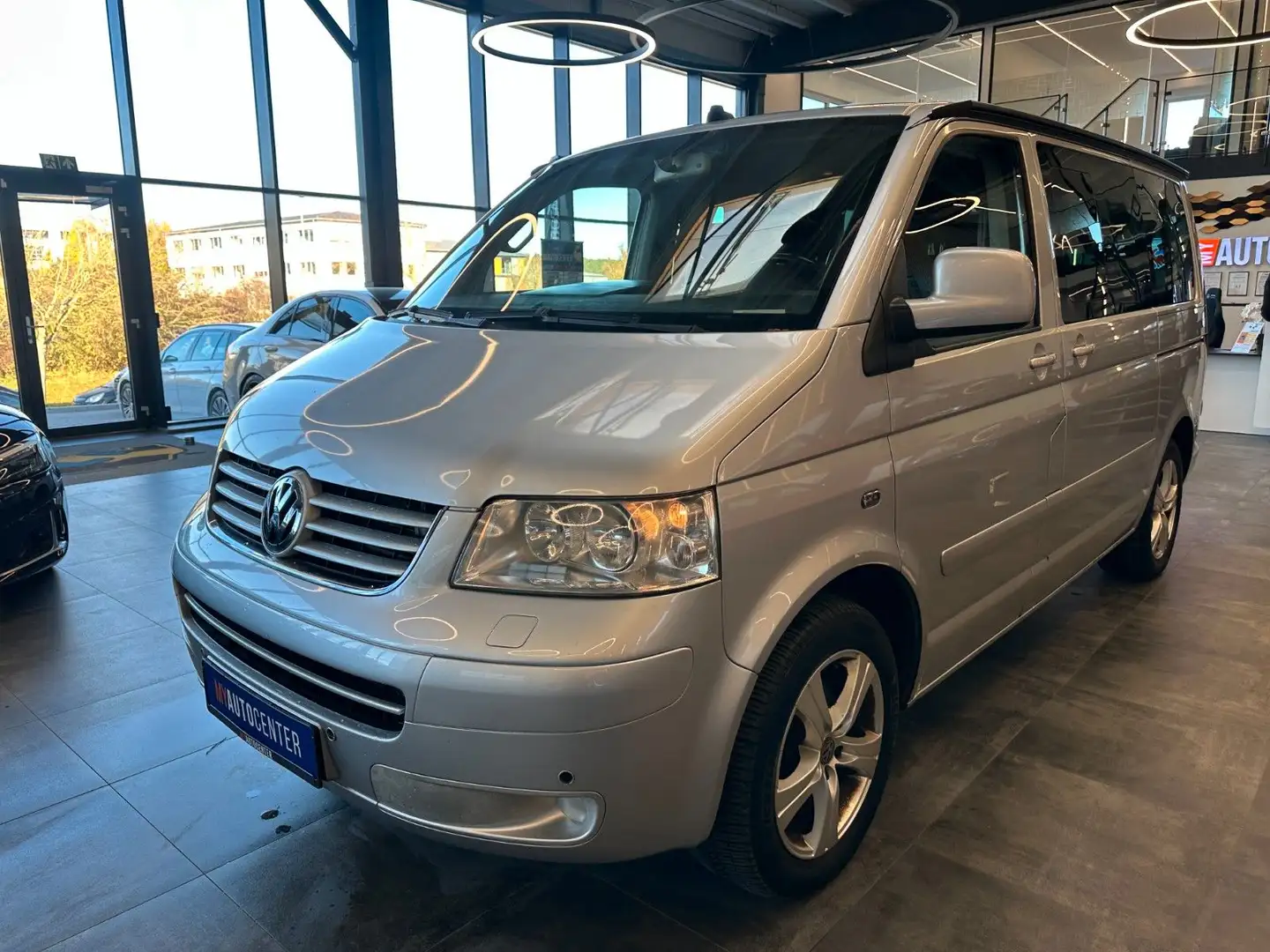 Volkswagen T5 Multivan T5 Bus Multivan Comfortline *Navi*Klima*7-Sitzer Argent - 2