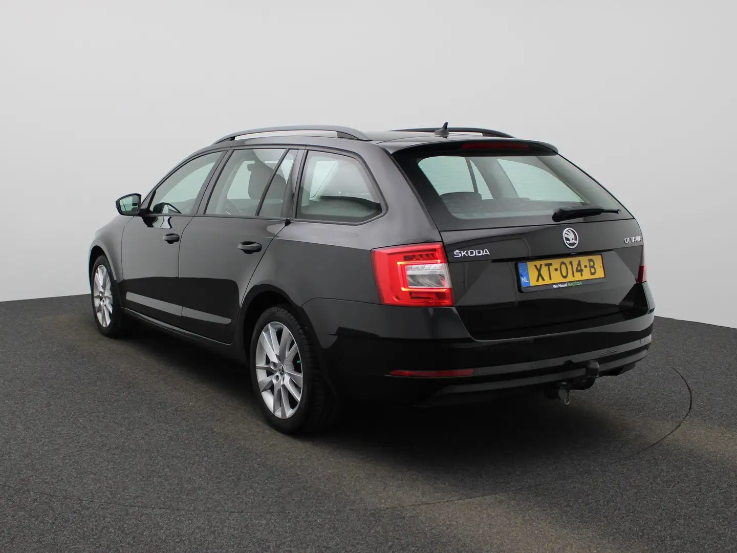 Skoda Octavia Combi 1.5 TSI Greentech Ambition Business | Automa Noir - 2