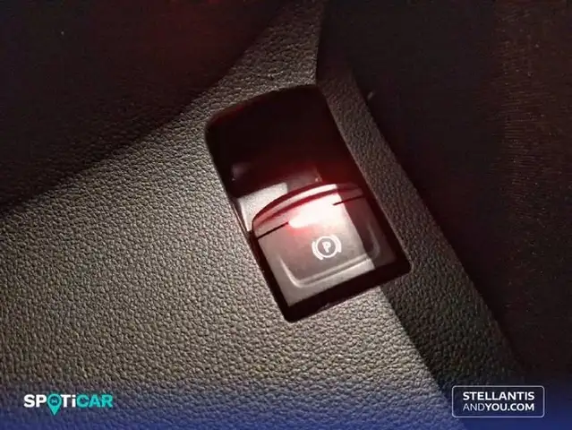 Dacia Sandero view 17