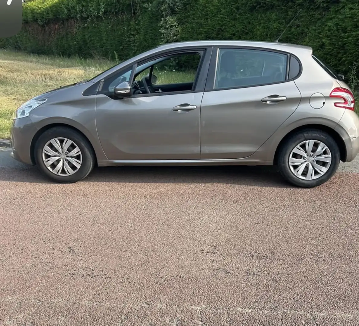 Peugeot 208 208 1.2 VTi 82ch BVM5 Allure - 2