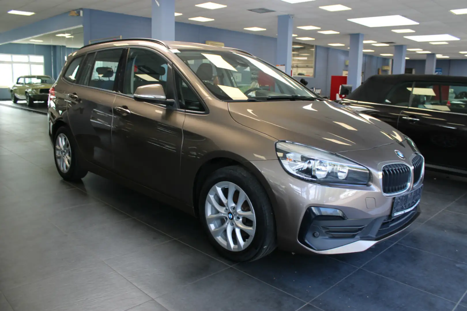 BMW 218 Advantage - Navi - Kamera - Beige - 1
