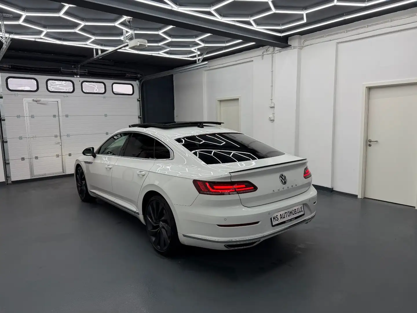 Volkswagen Arteon R-Line *PANORAMA*ACC*DCC* Alb - 2