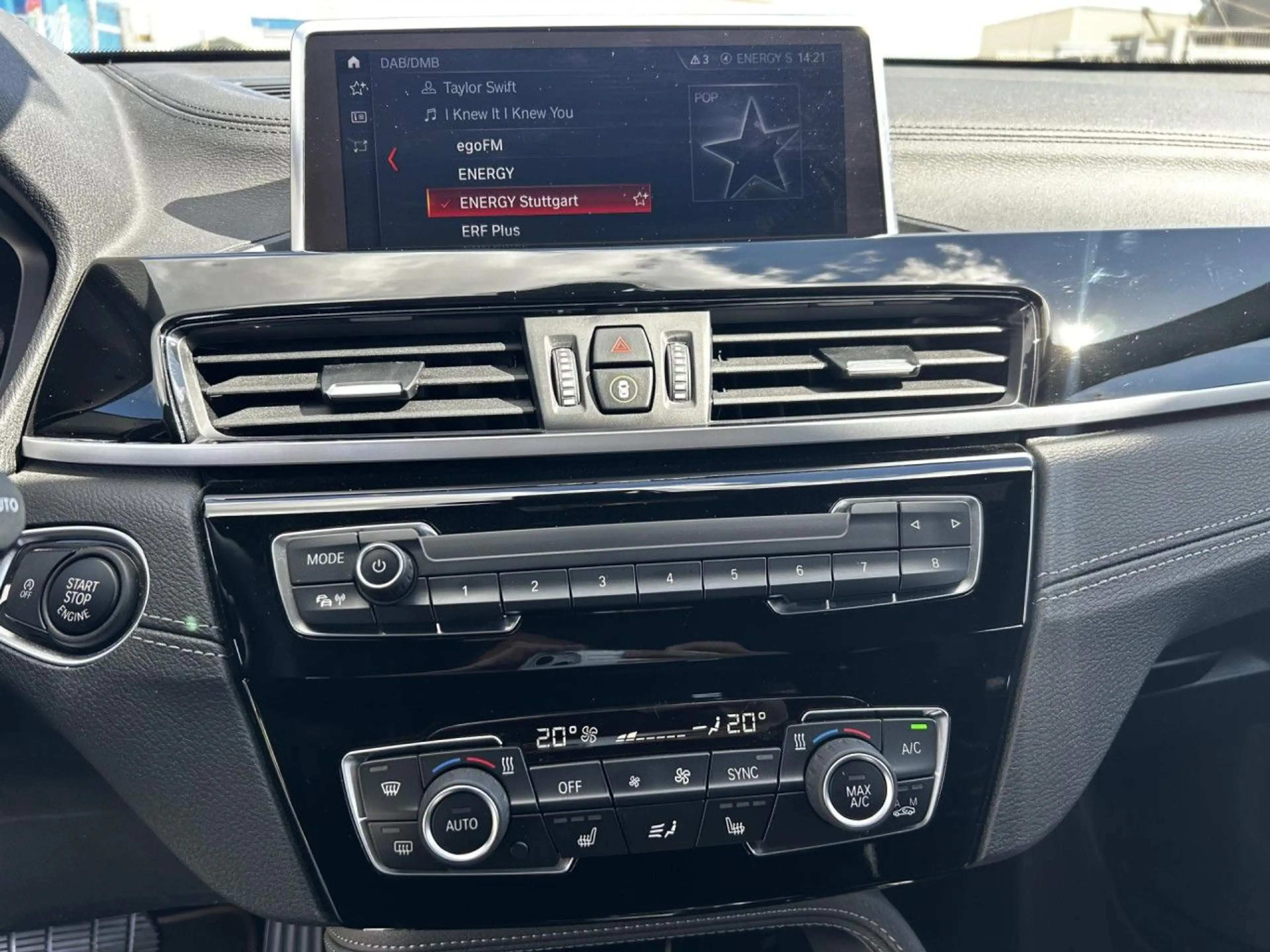 BMW X2 s20i Sports.Navi Kamera LED Tempom.Sitzh.18" — photo 13