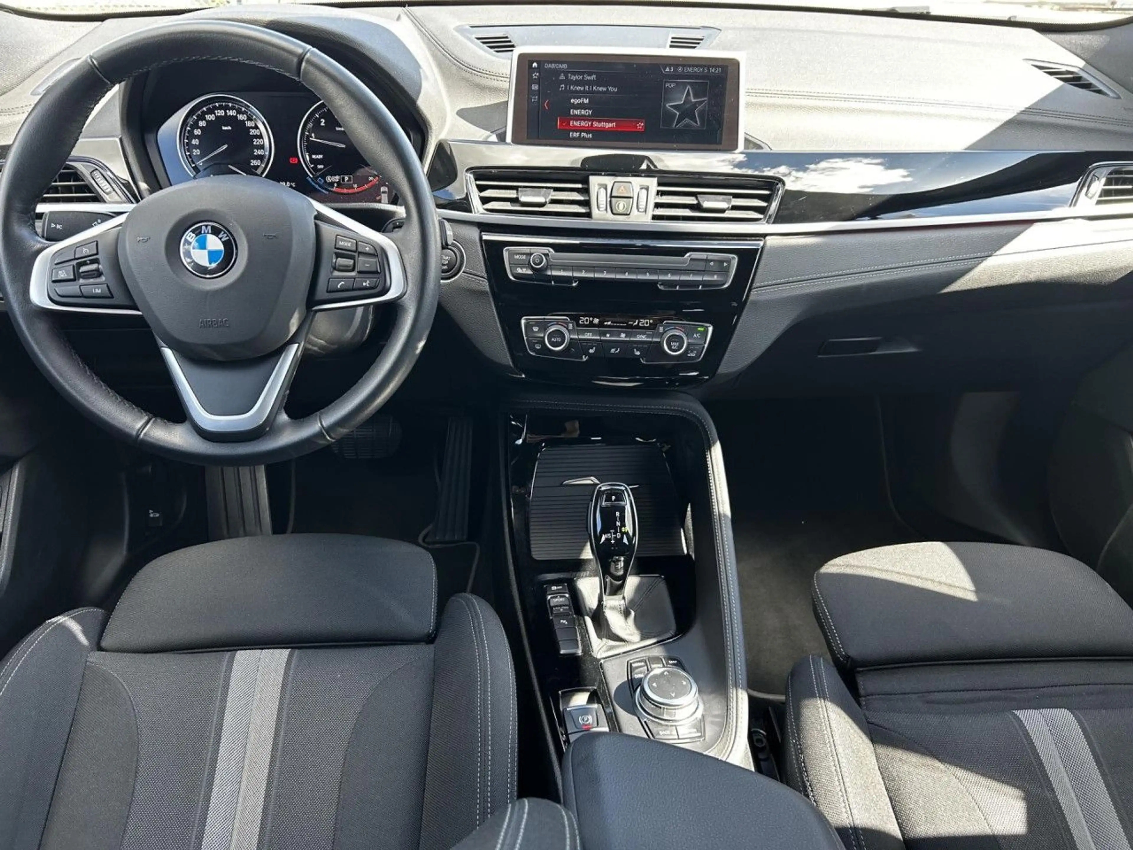 BMW X2 s20i Sports.Navi Kamera LED Tempom.Sitzh.18" — photo 11