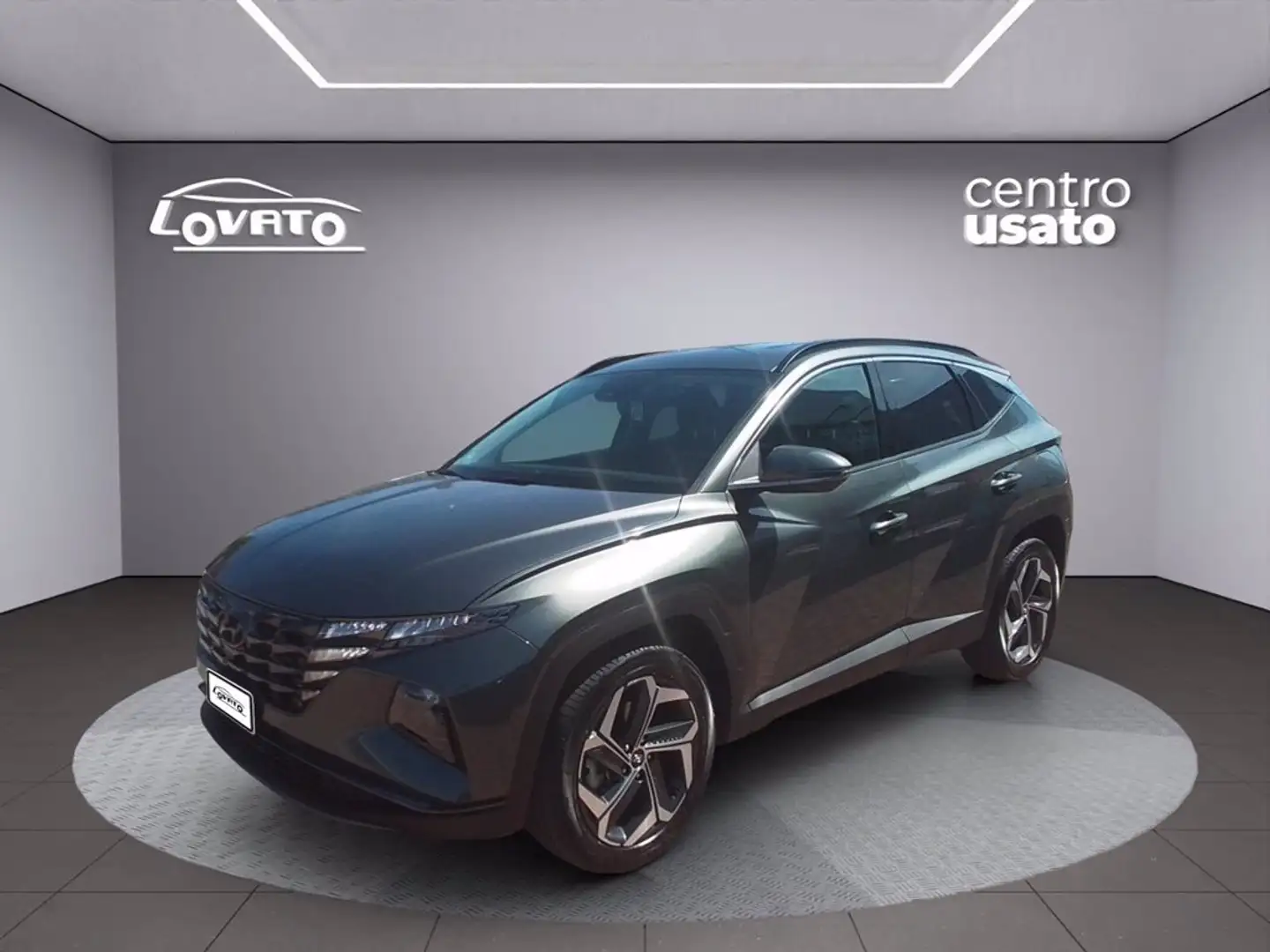 Hyundai TUCSON 1.6 HEV aut. XLine + 19 Grijs - 1