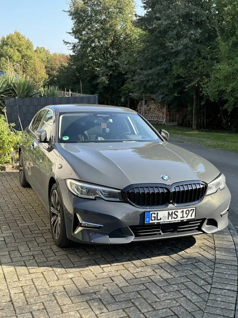 BMW 320 320d Aut. Luxury Line - 2