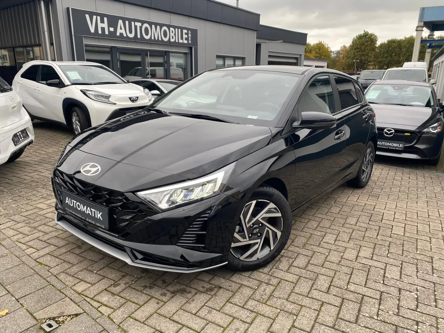 Hyundai i20 i20 DCT*16"ALU*LED*NAVI&R.KAMERA*Lenkrad&Sitzheiz Noir - 1