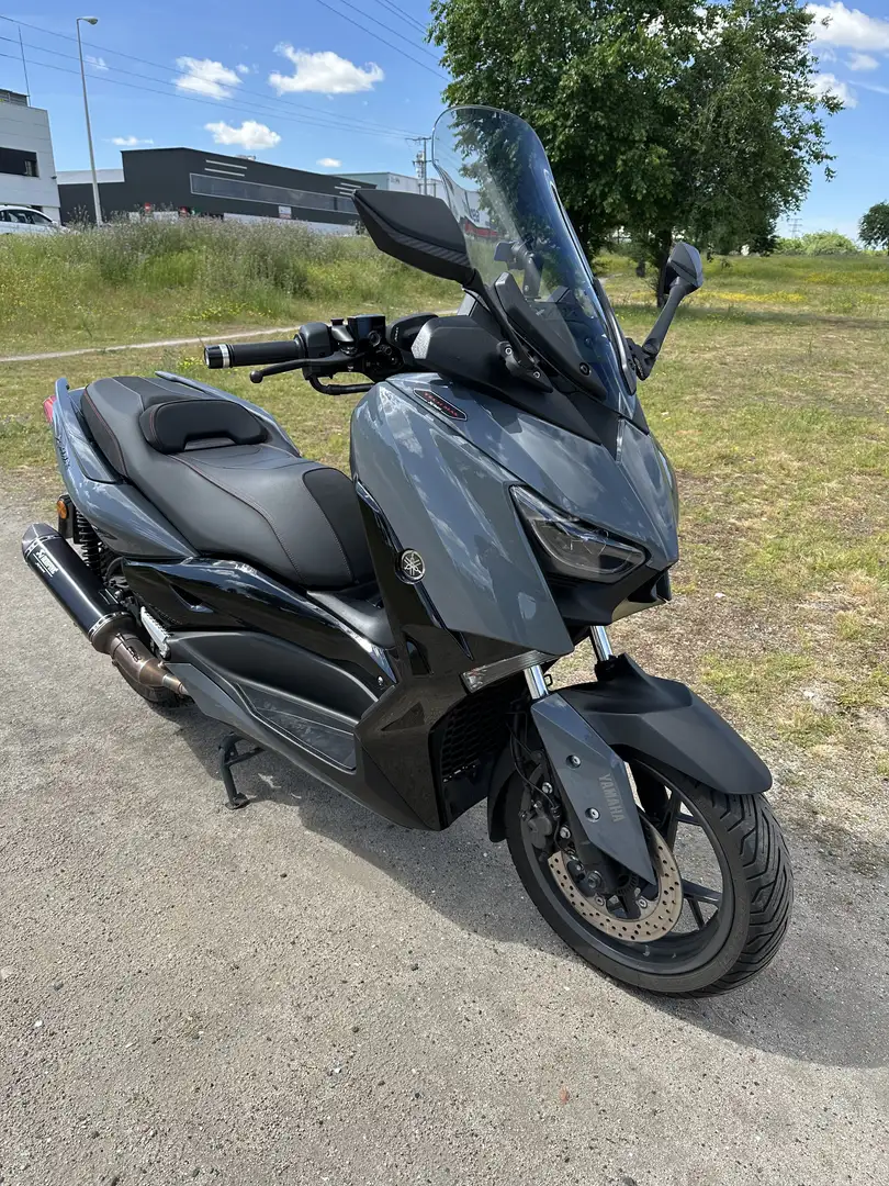 Yamaha X-Max 300 Tech Max - 1