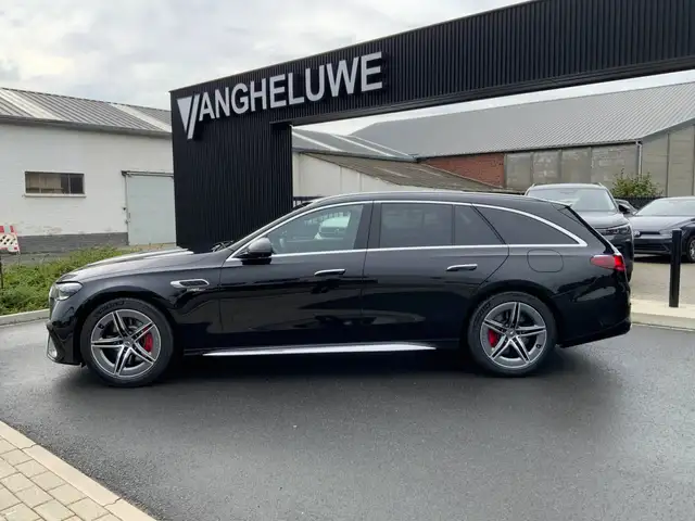 Mercedes-Benz E 53 AMG T HYBRID 4Matic+ AMG SPEEDSHIFT TCT 9G