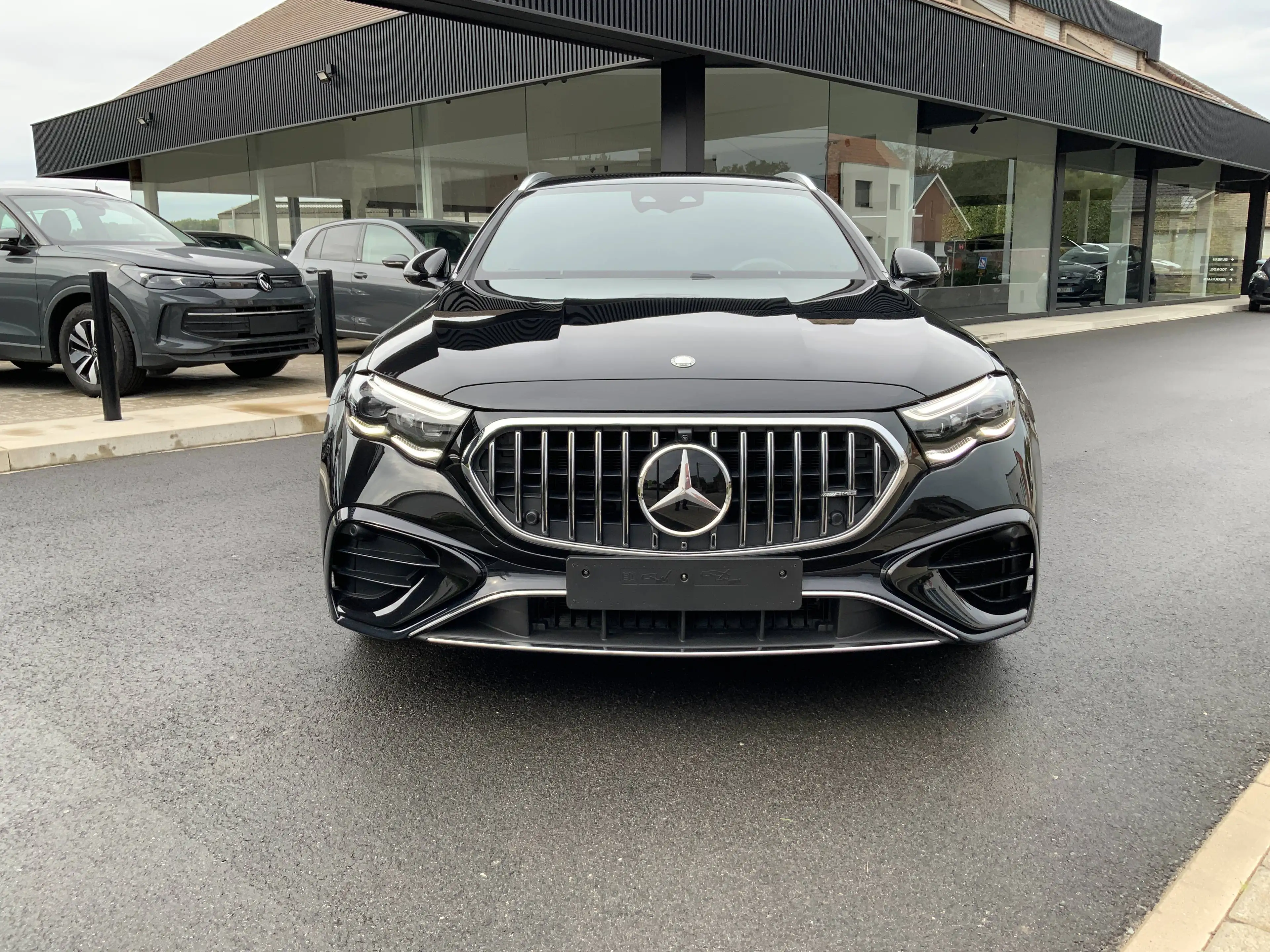 Mercedes-Benz E 53 AMG T HYBRID 4Matic+ AMG SPEEDSHIFT TCT 9G — photo 3