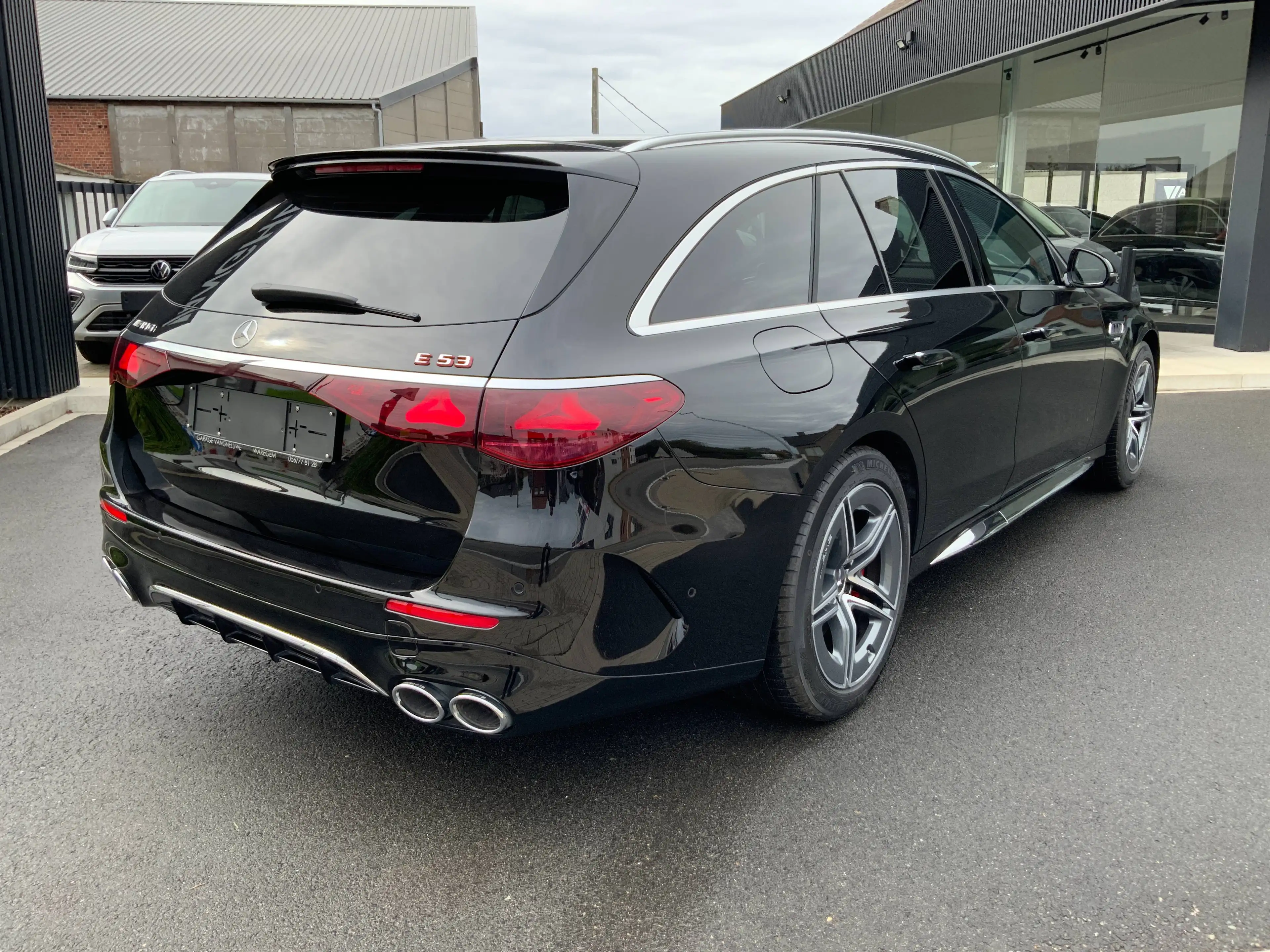 Mercedes-Benz E 53 AMG T HYBRID 4Matic+ AMG SPEEDSHIFT TCT 9G — photo 6