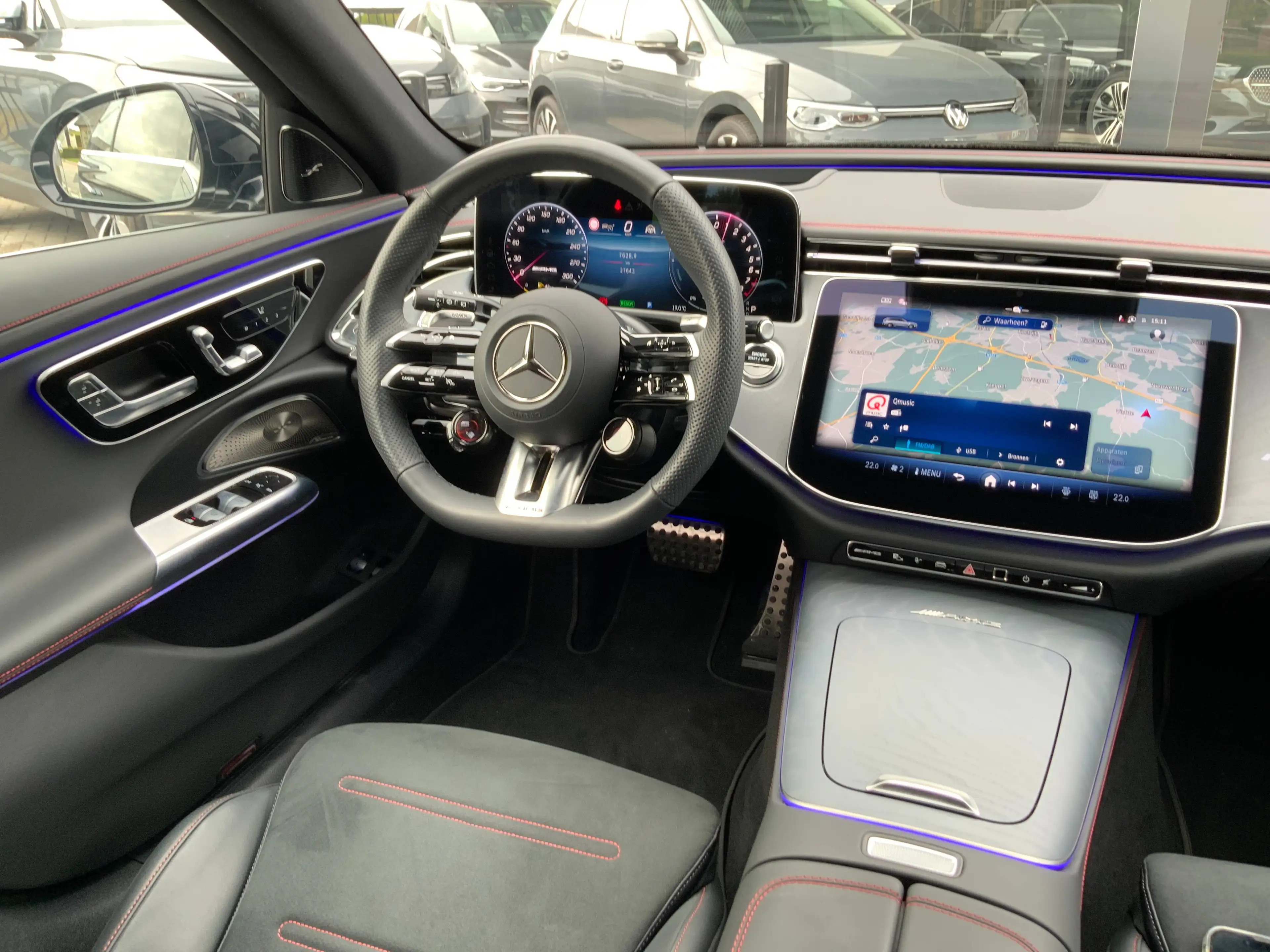 Mercedes-Benz E 53 AMG T HYBRID 4Matic+ AMG SPEEDSHIFT TCT 9G — photo 12