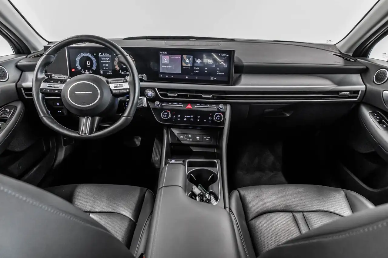 Hyundai SONATA снимка Hyundai SONATA