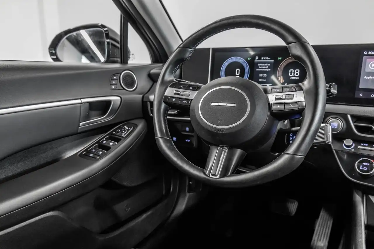 Hyundai SONATA снимка Hyundai SONATA