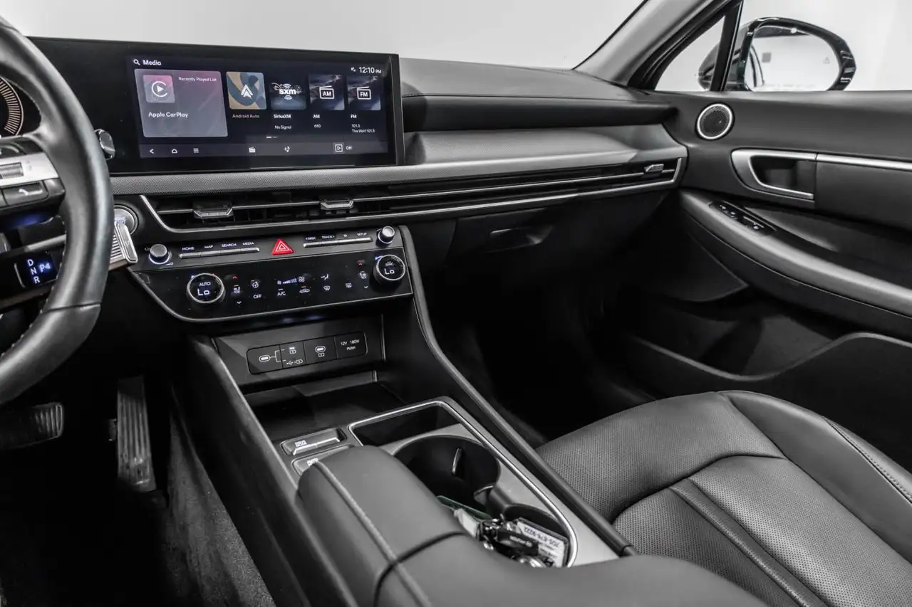 Hyundai SONATA снимка Hyundai SONATA
