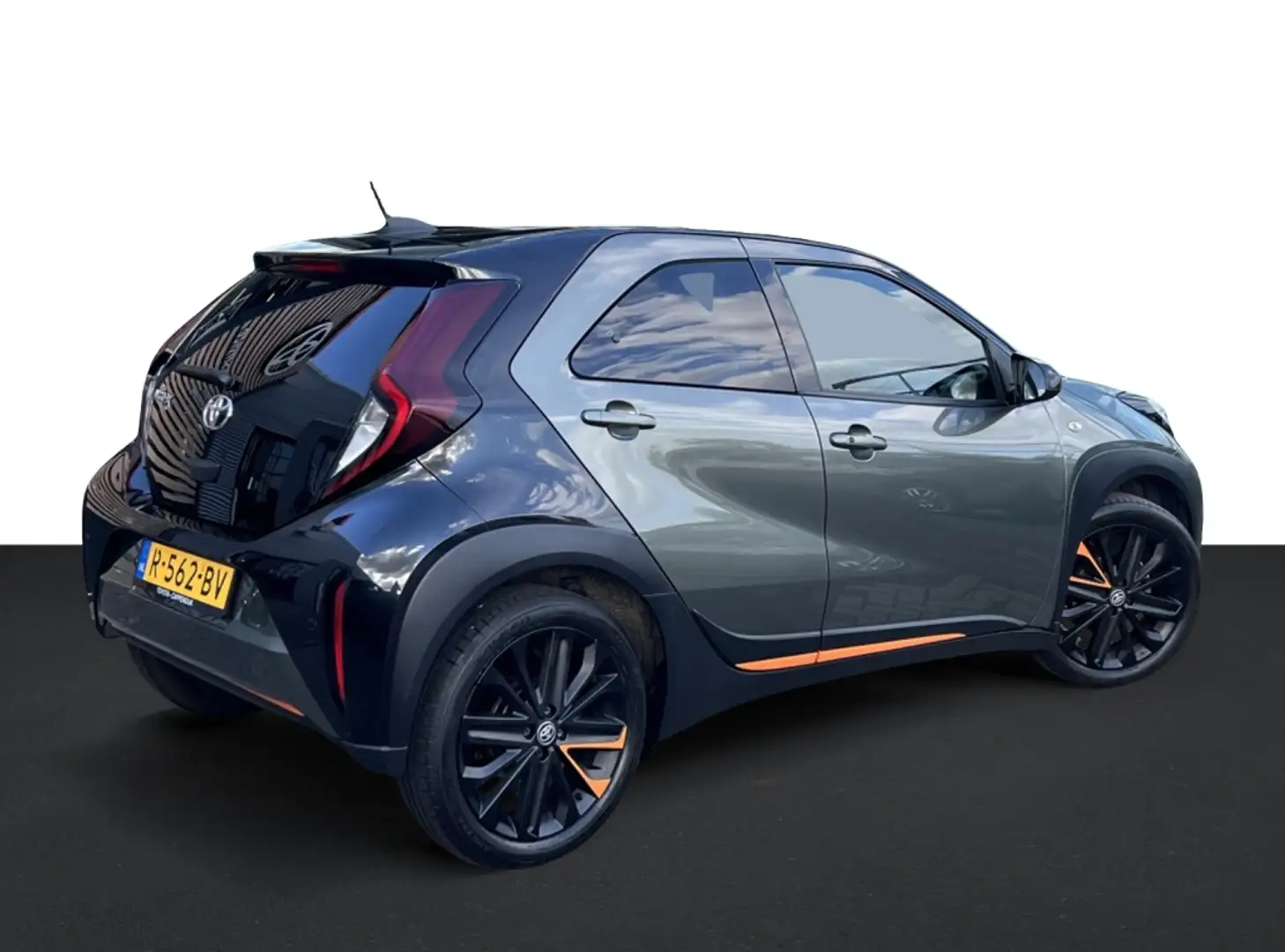 Toyota Aygo X 1.0 VVT-i MT Limited Verde - 2