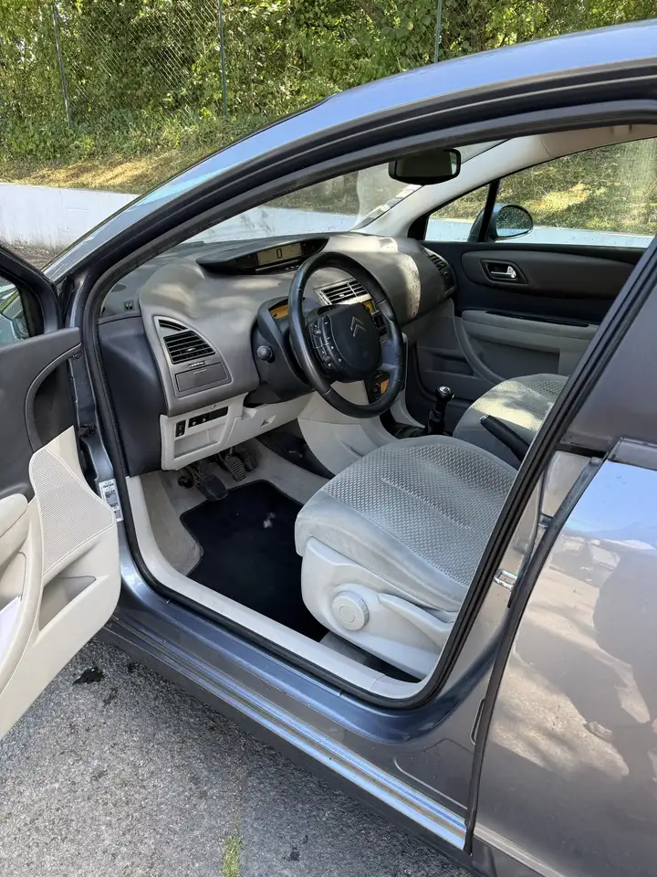 Citroen C4 Berline — photo 5