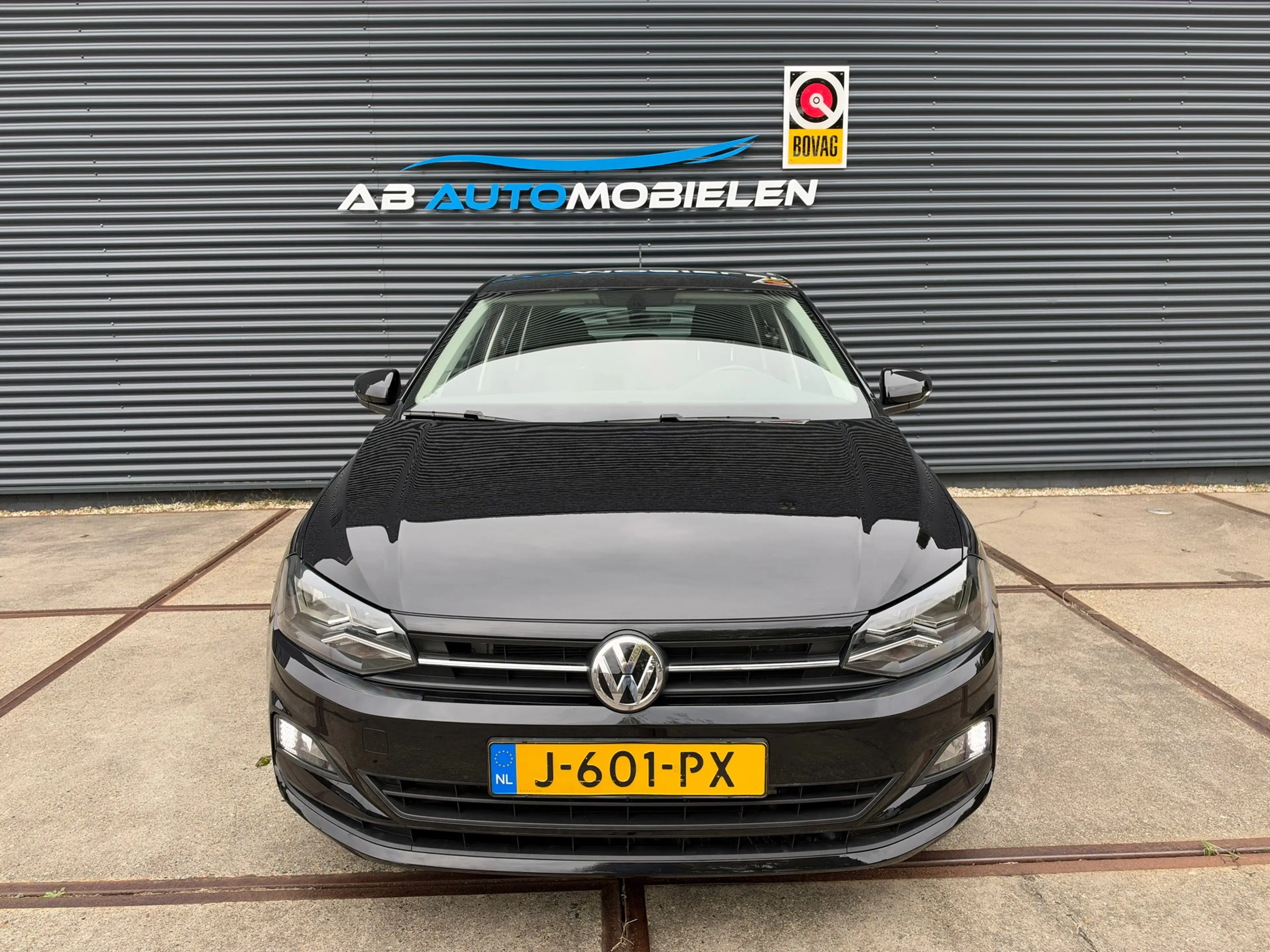 Volkswagen Polo 1.0 TSI Comfortline AUTOMAAT/ CARPLAY — photo 3