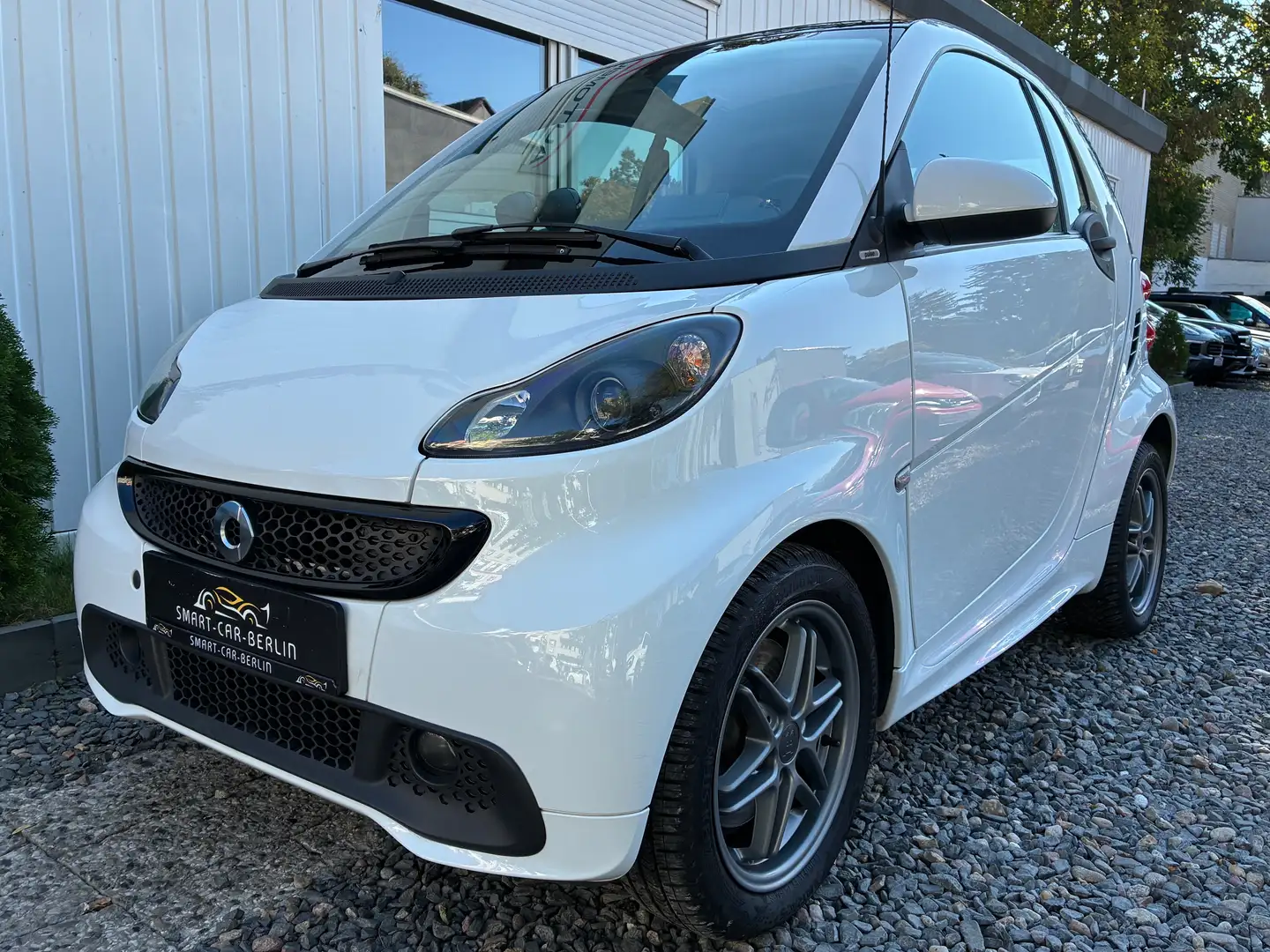 smart forTwo smart fortwo coupe coupe pulse micro hybrid drive Weiß - 1