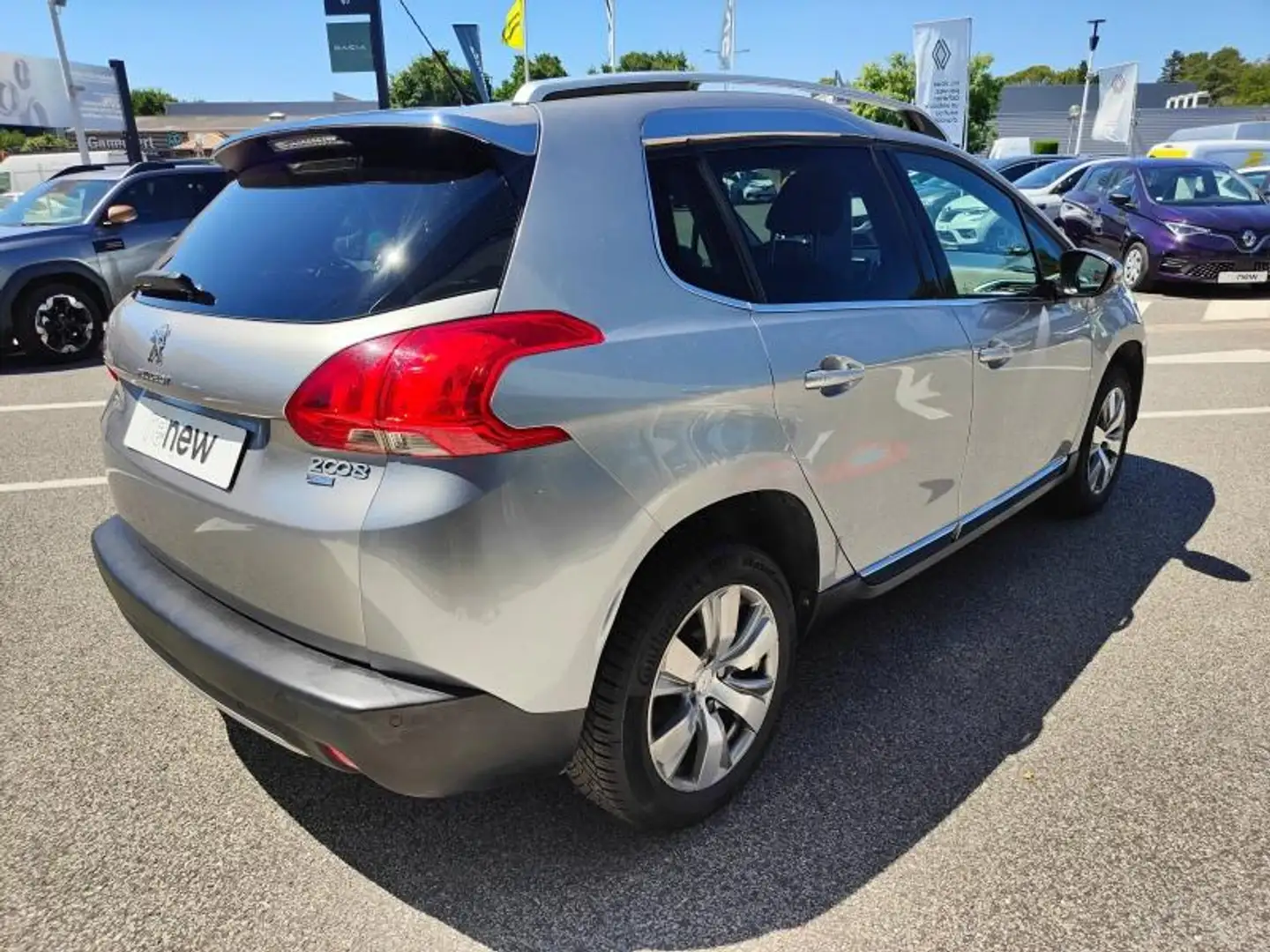 Peugeot 2008 1.2 PureTech 110ch Allure S\u0026S Gris - 2