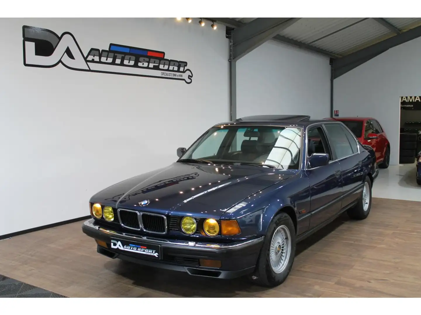 BMW 750 750iL - BVA  BERLINE E32 750iL Modrá - 1