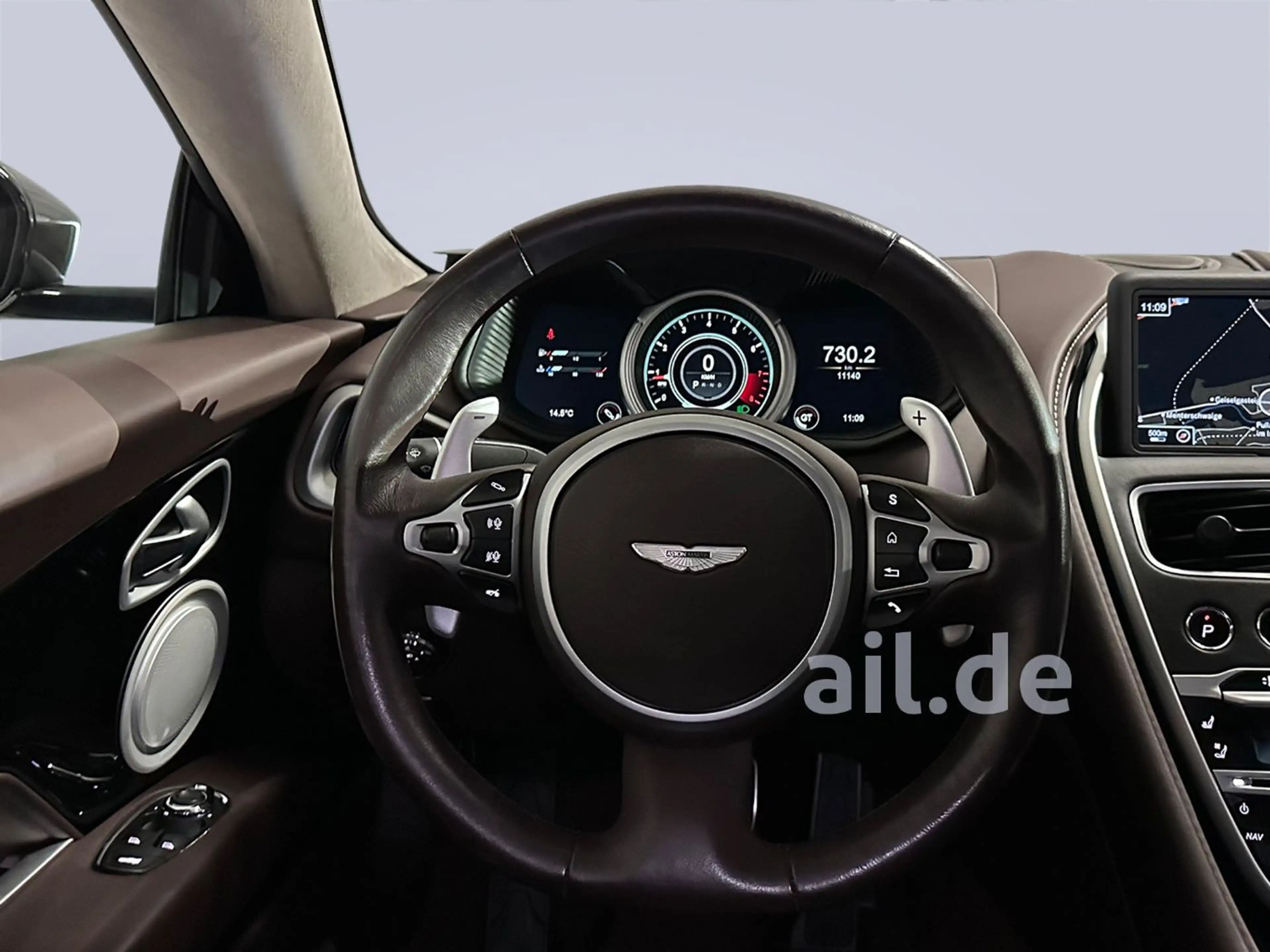 Aston Martin DB11 Technology Pack Plus — photo 4