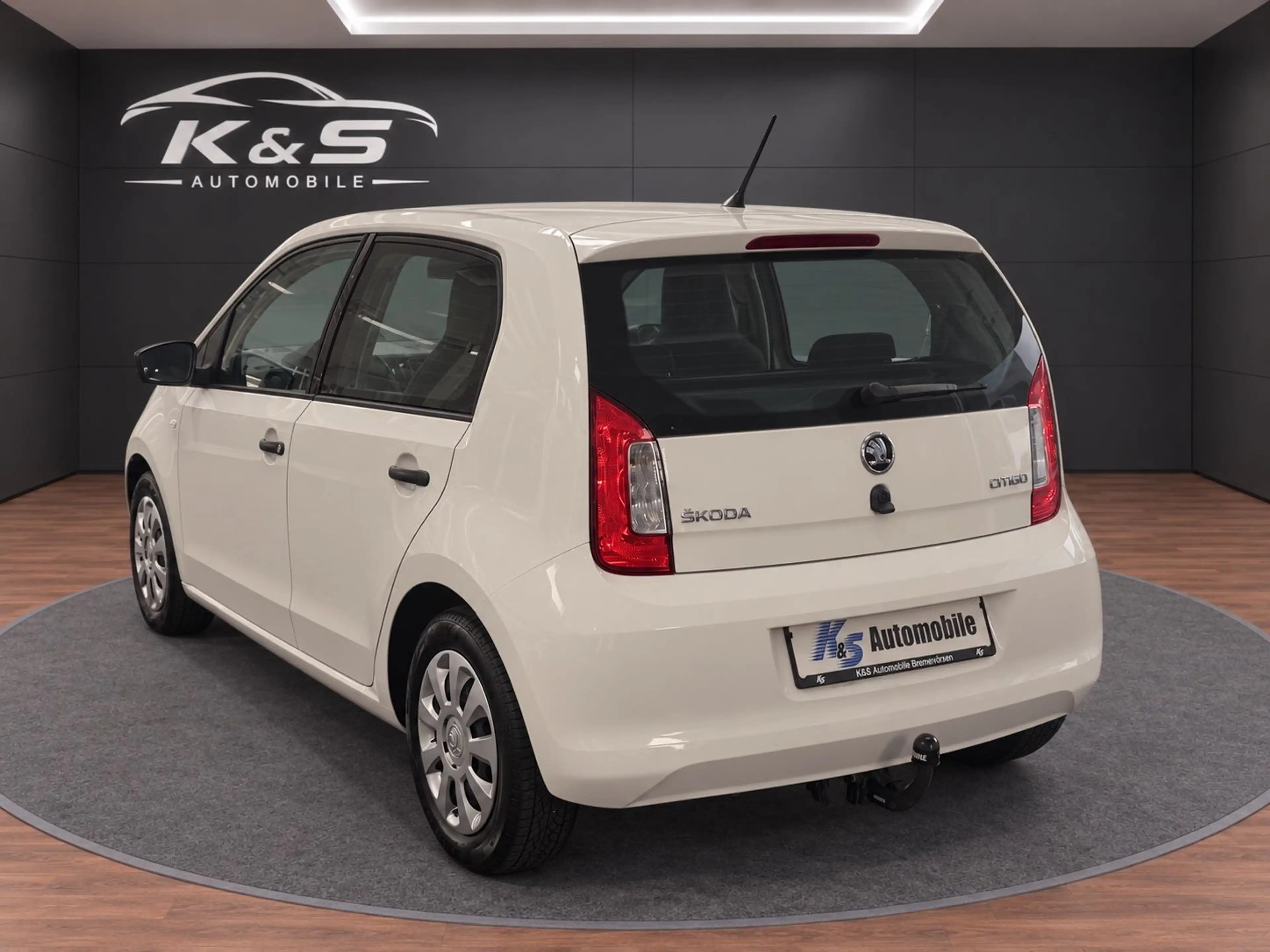 Skoda Citigo Cool Edition *4-TÜRER*AUTOMATIK*SZH*AHK* — photo 5